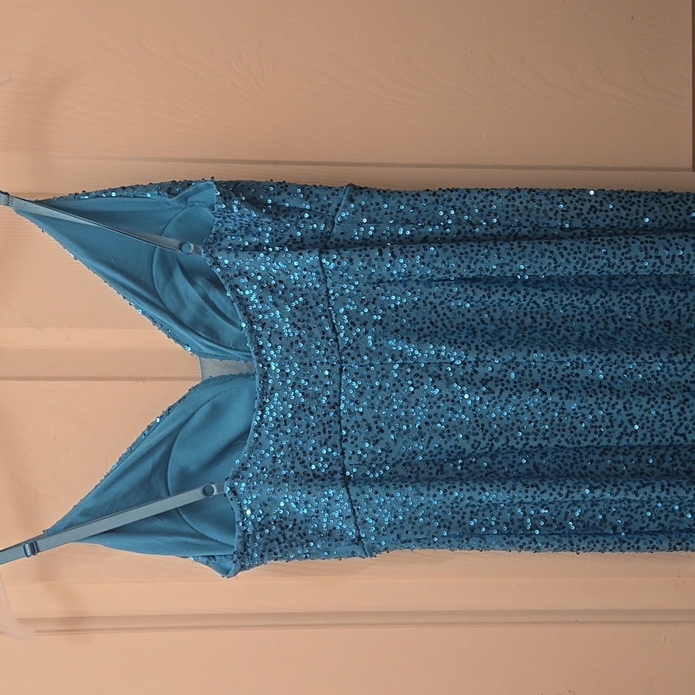 Bella Amore dress - Picture 3 of 4